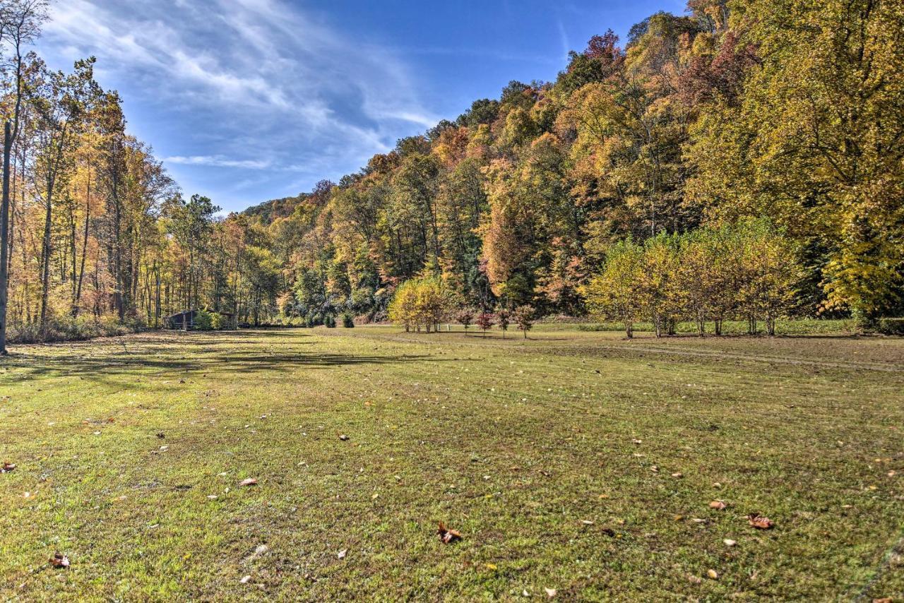 Pet-Friendly Cabin With Fire Pit And River Access! Parsons 외부 사진